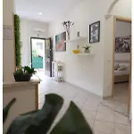 Domus Rea - Terrazza Privata E Smart Check-in H24 ブラッチャーノ