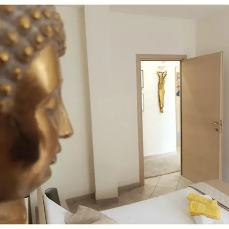 Apartamento Domus Rea - Moderno Con Check-in Automatico H24 E Area Esterna Privata Bracciano (Rome)