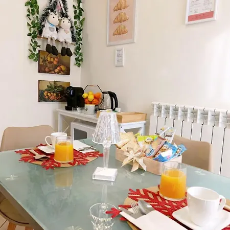 Domus Rea - Moderno Con Check-in Automatico H24 E Area Esterna Privata Apartman *