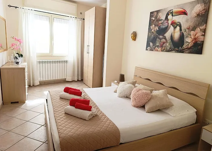 Domus Rea - Moderno Con Check-in Automatico H24 E Area Esterna Privata * Bracciano (Rome)